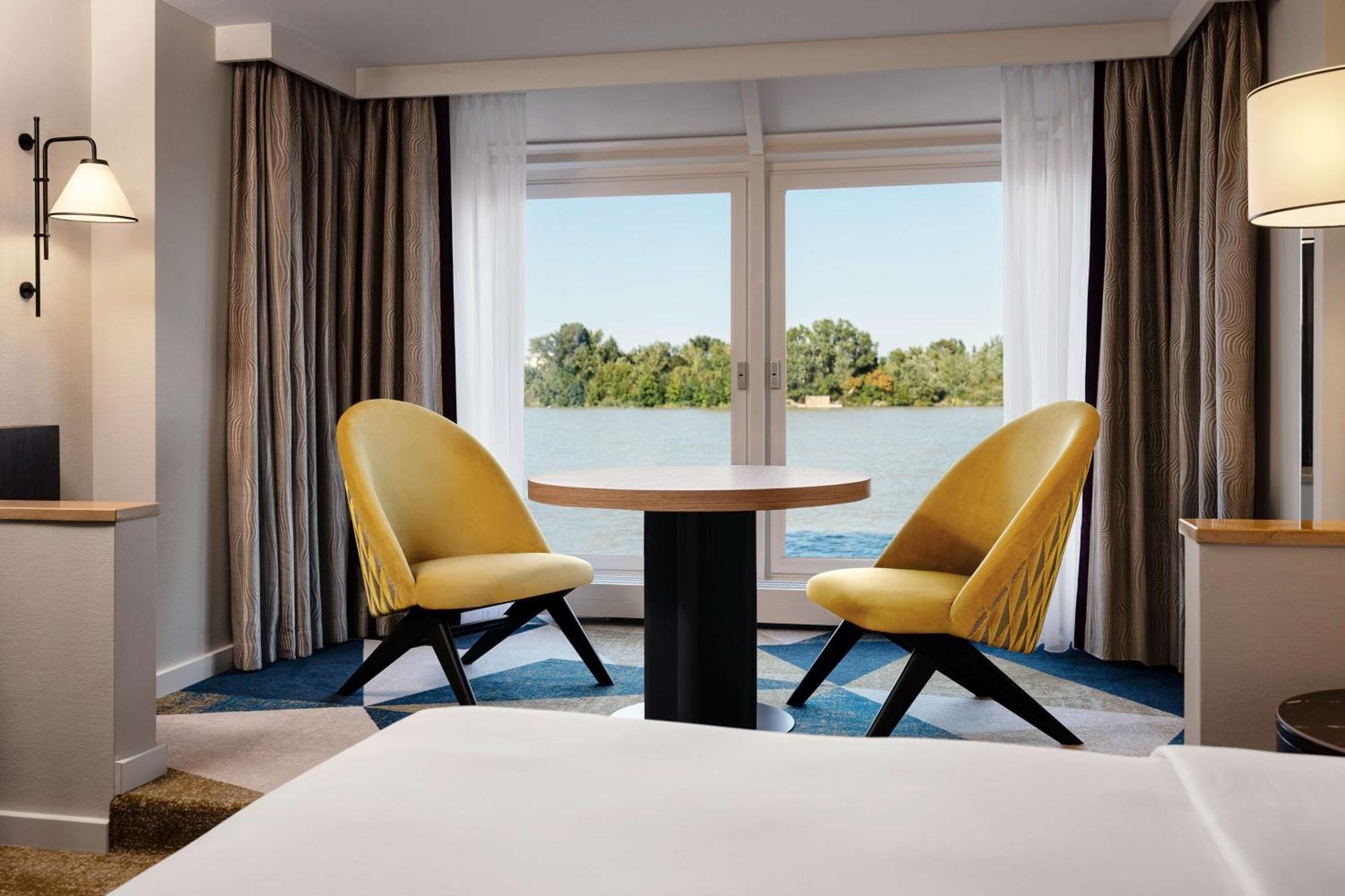 Готель Hilton Vienna Waterfront Екстер'єр фото